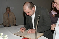 img_2293.jpg img_2293.jpg